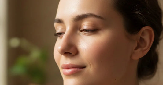 Visual introduction to the article, lifestyle-oriented, conveys safety and confidence